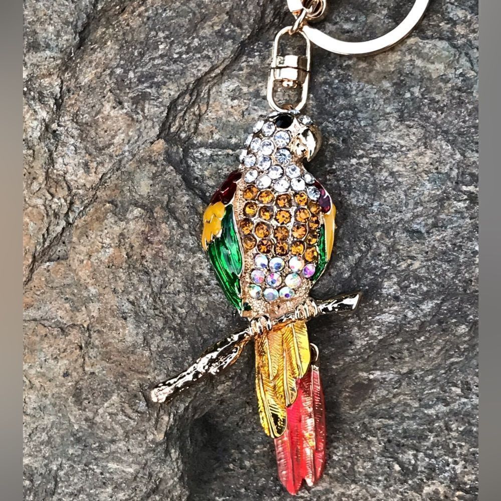 Parrot Keychain‎ - Picture 3 of 7